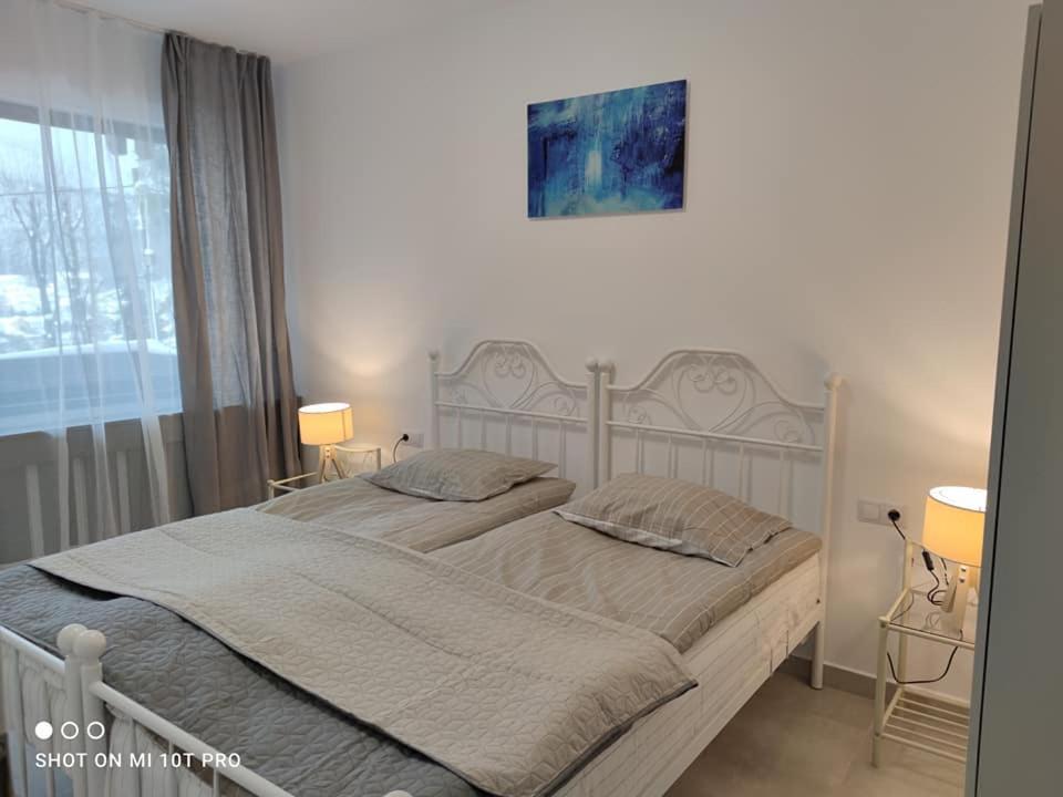 Anastasia Apartments Буштени Экстерьер фото